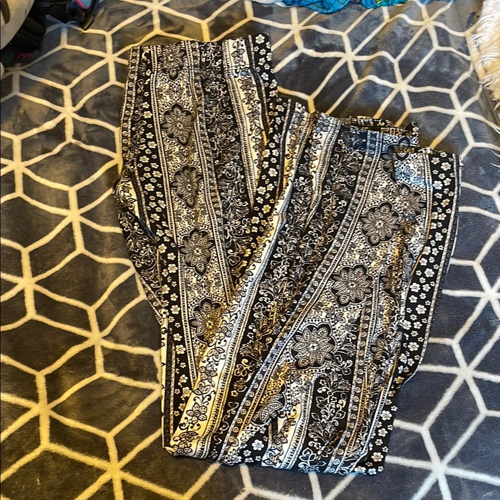 Black and White Patterned Pants
